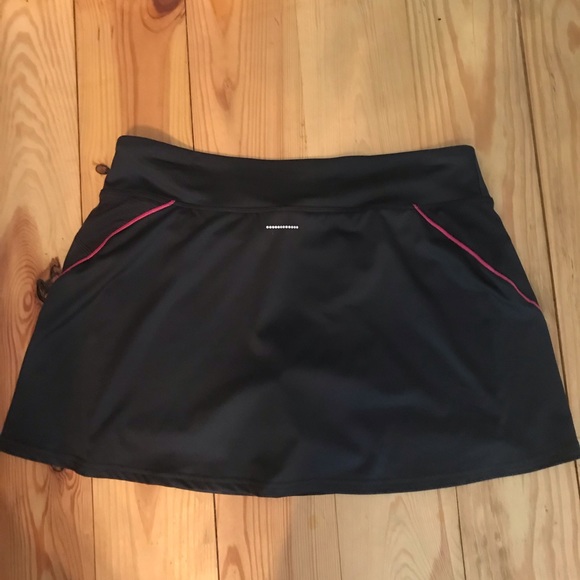 Champion tennis skirt Large - Picture 6 of 7